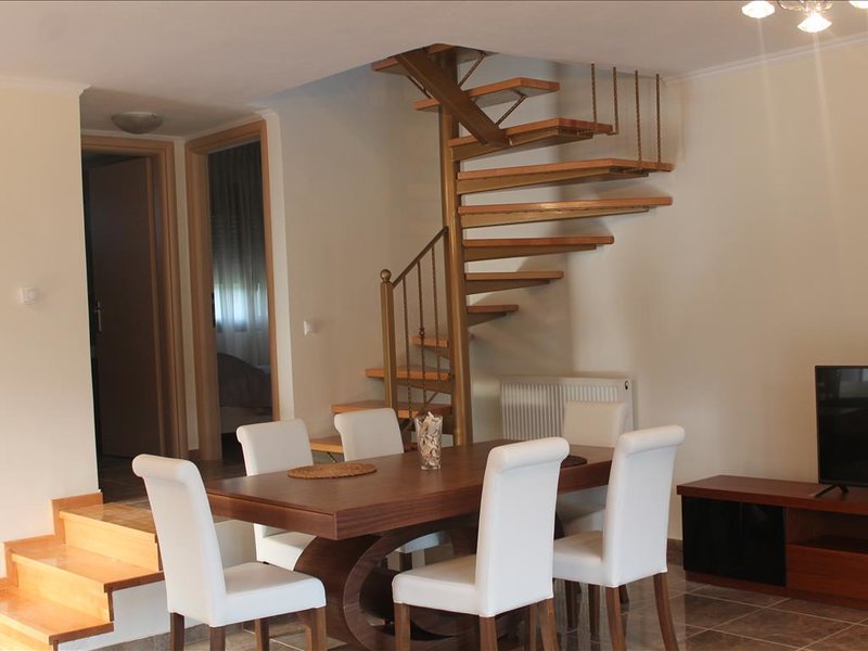 3 Bedroom Detached House in Skioni RE0178 265844