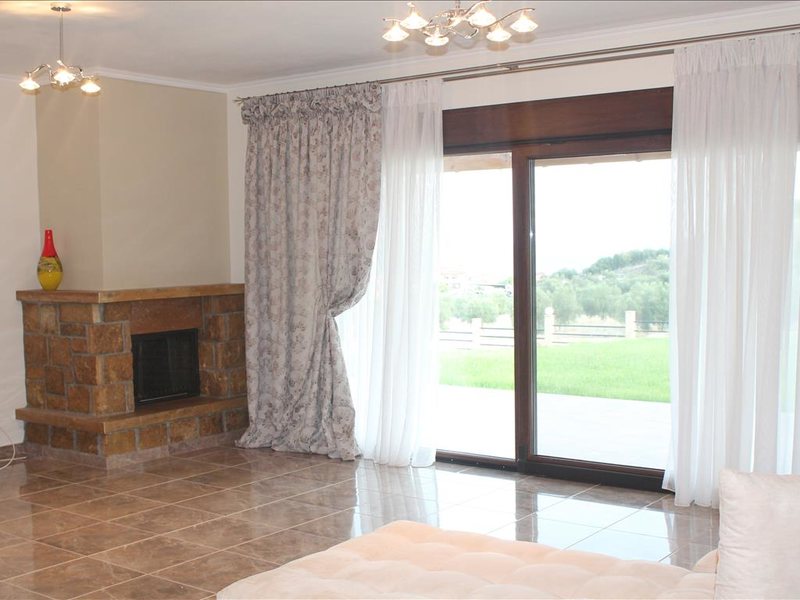 3 Bedroom Detached House in Skioni RE0178 265845