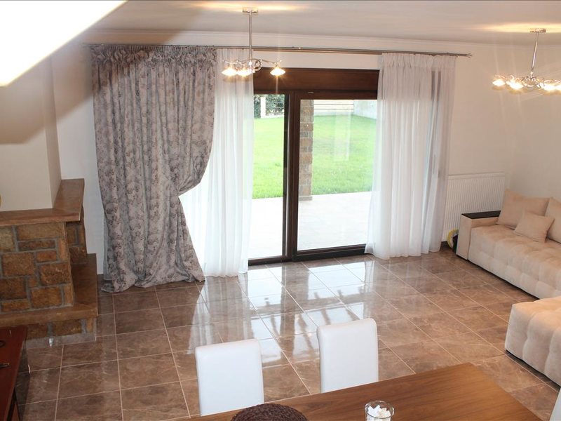 3 Bedroom Detached House in Skioni RE0178 265848