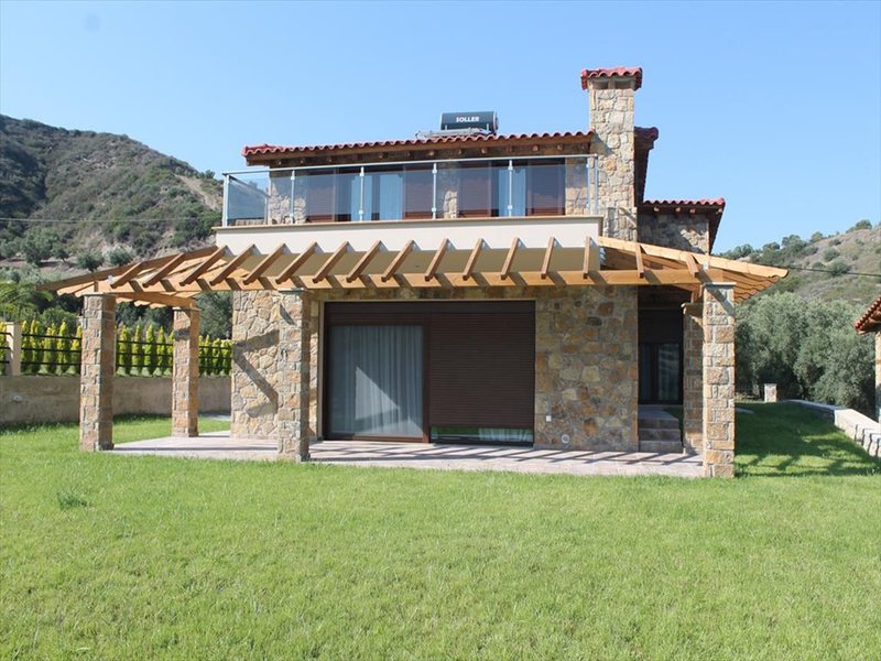 3 Bedroom Detached House in Skioni RE0178 265859
