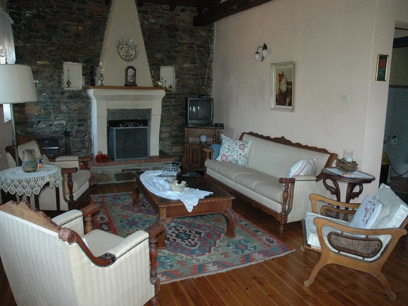 3 Bedroom Detached house in Ag 265297