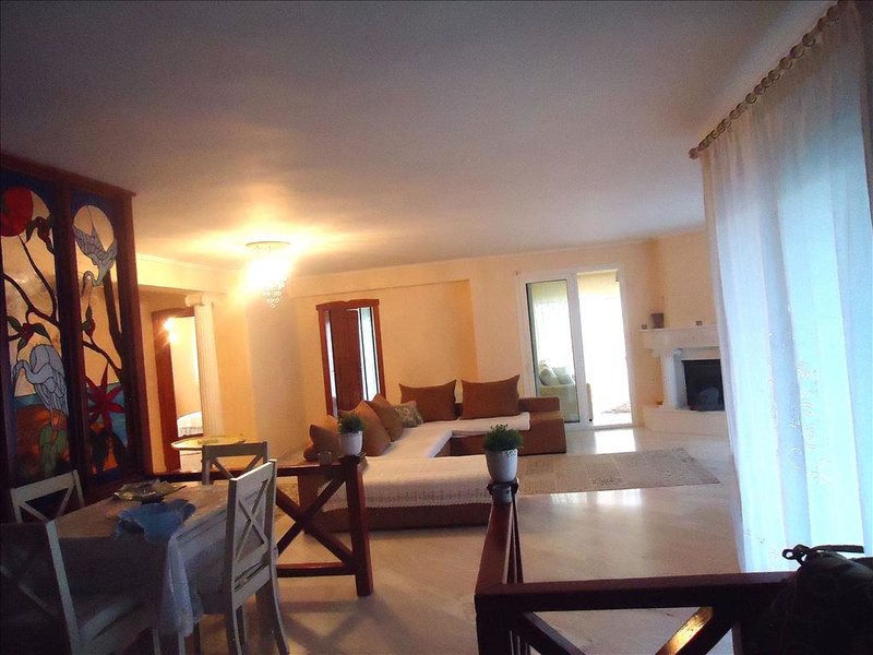 3 Bedroom Flat in Agia Triada RE0501 265934