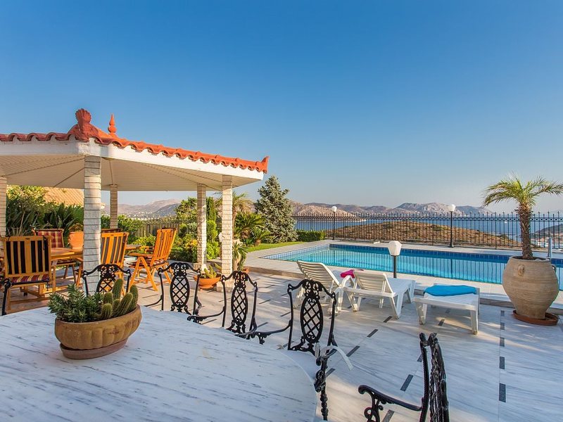 3 Bedroom Flat in Anavyssos RE0245 265987