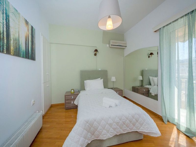 3 Bedroom Flat in Paleo Faliro RE0446 266002