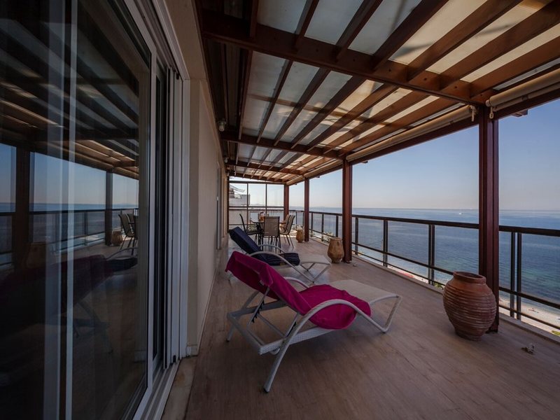 3 Bedroom Flat in Paleo Faliro RE0446 266010