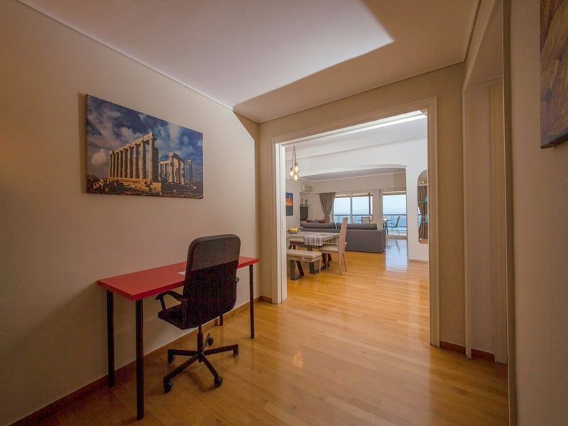 3 Bedroom Flat in Paleo Faliro RE0446 266011