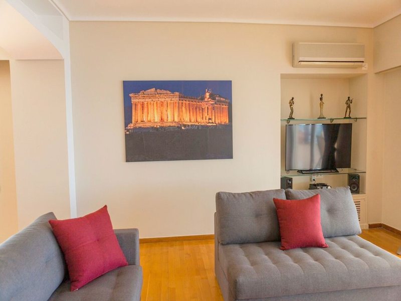 3 Bedroom Flat in Paleo Faliro RE0446 266015