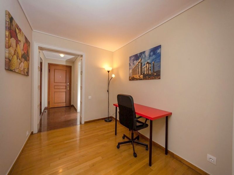 3 Bedroom Flat in Paleo Faliro RE0446 266019
