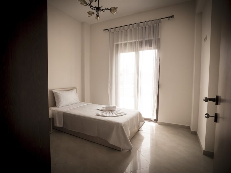 3 Bedroom Maisonette in Agia Marina RE0055 267246