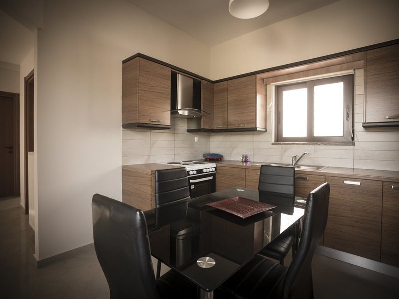 3 Bedroom Maisonette in Agia Marina RE0055 267248