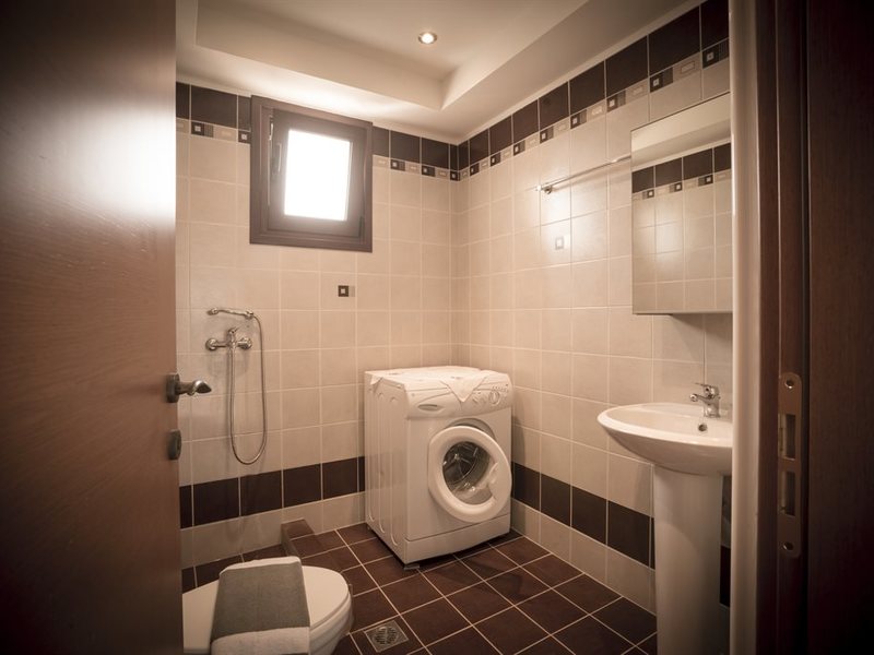 3 Bedroom Maisonette in Agia Marina RE0055 267249