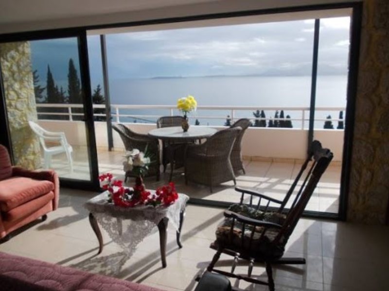 3 Bedroom Maisonette in Barbati RE0226 266078