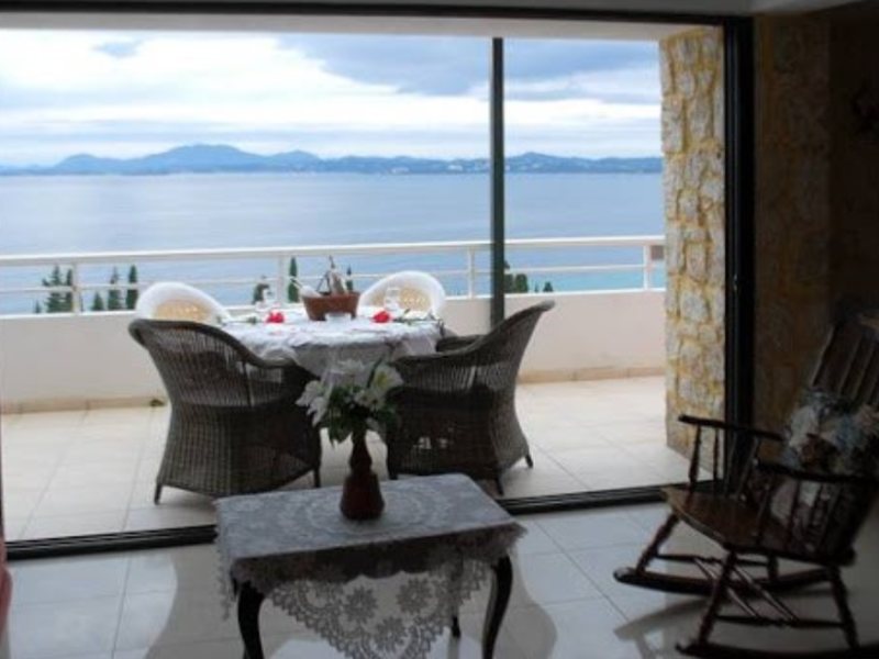 3 Bedroom Maisonette in Barbati RE0226 266080