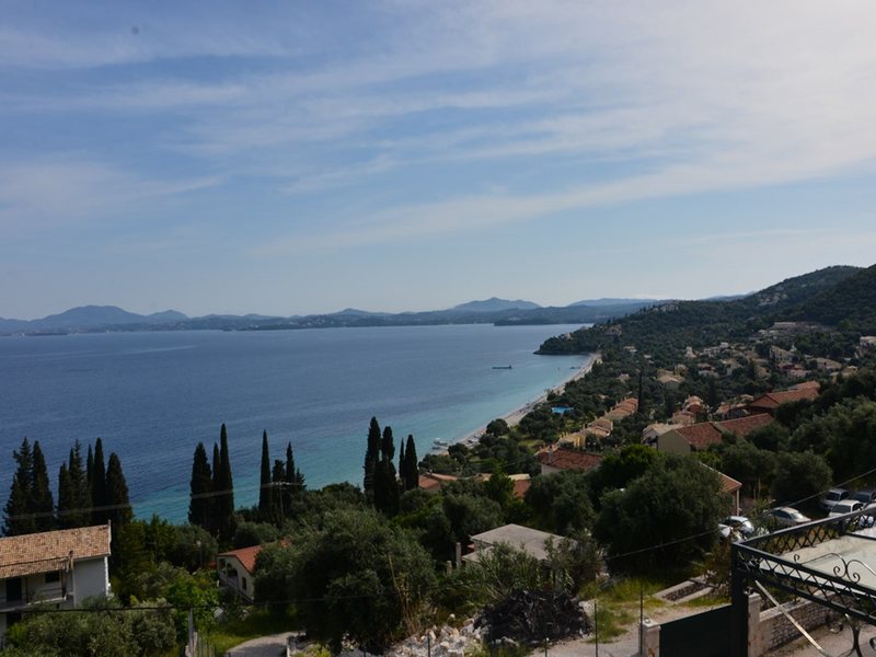 3 Bedroom Maisonette in Barbati RE0226 266084