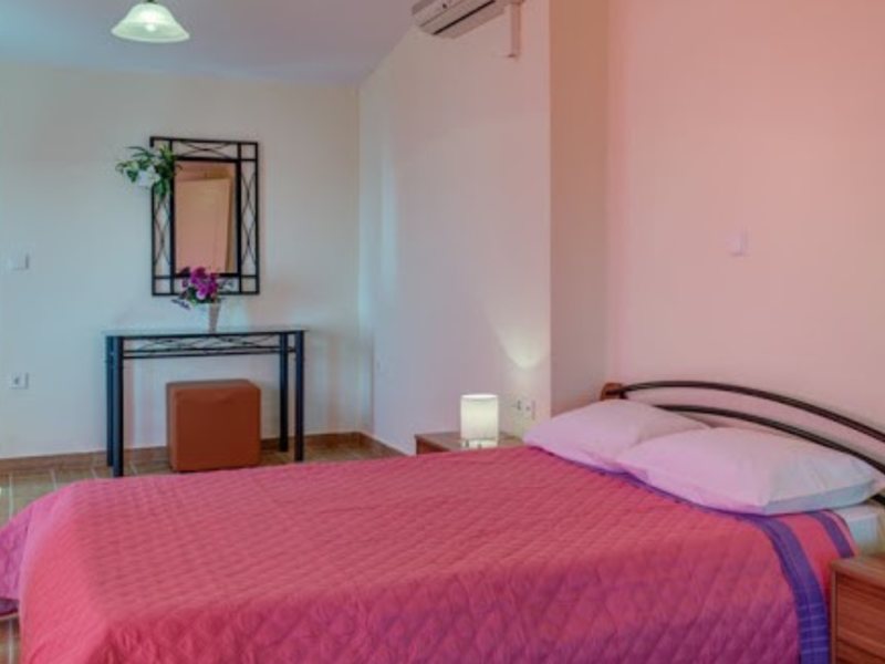 3 Bedroom Maisonette in Barbati RE0226 266087