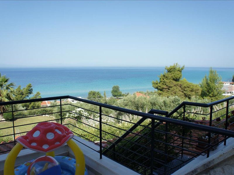 3 Bedroom Maisonette in Fourka RE0369 266105