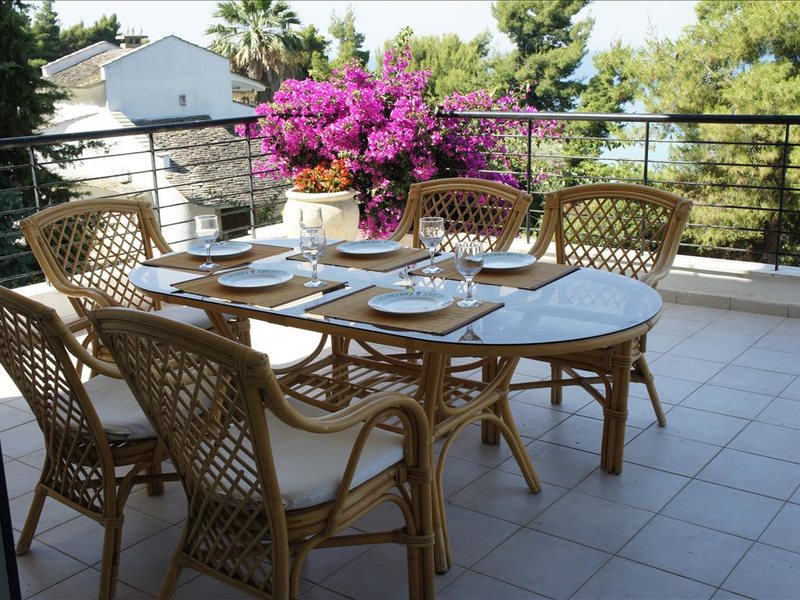 3 Bedroom Maisonette in Fourka RE0369 266111