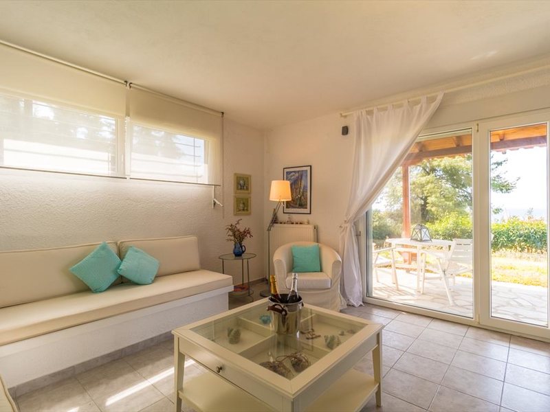 3 Bedroom Maisonette in Fourka RE0369 266138