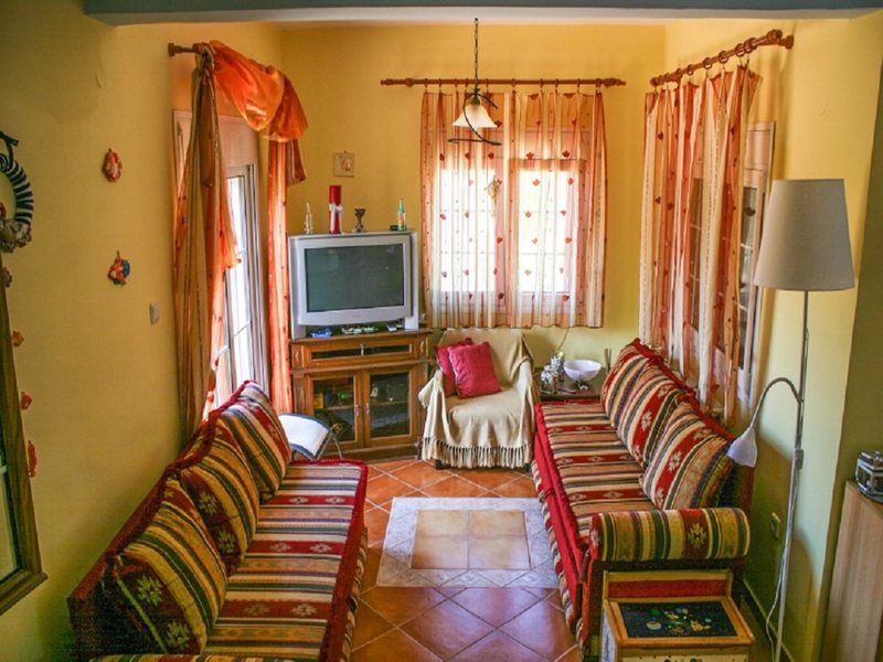 3 Bedroom Maisonette in Ierissos RE0703 266245