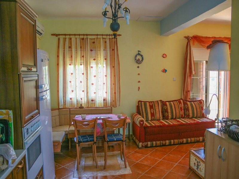 3 Bedroom Maisonette in Ierissos RE0703 266246