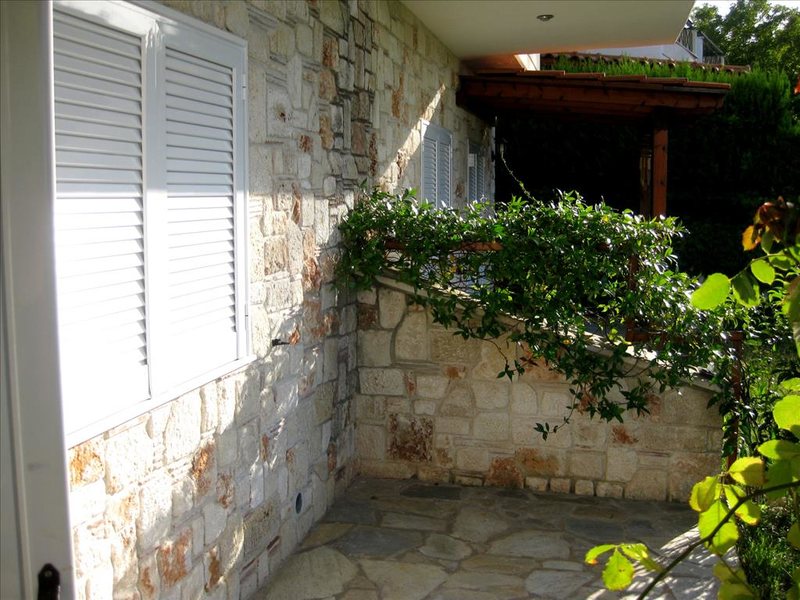 3 Bedroom Maisonette in Kriopigi RE0721 266311