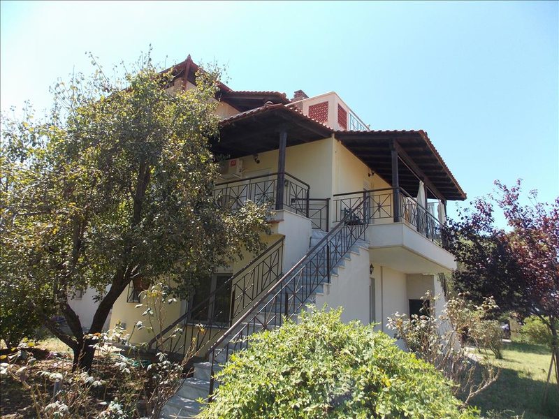 3 Bedroom Maisonette in Nea Potidea RE0137 266383