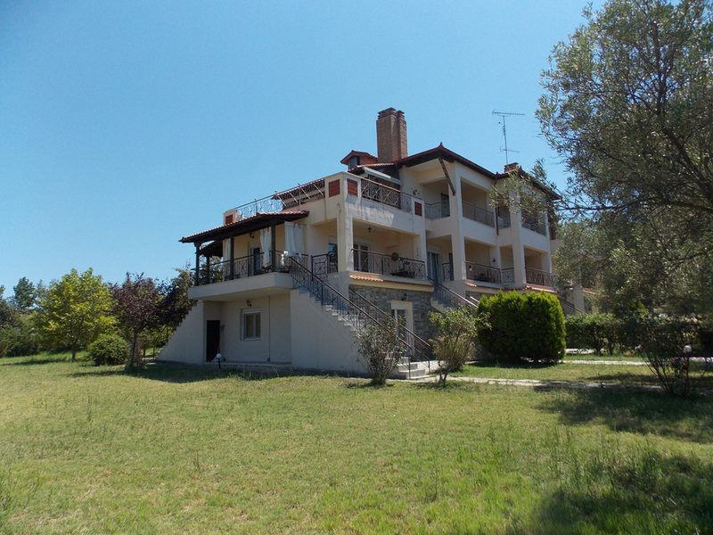 3 Bedroom Maisonette in Nea Potidea RE0137 266385