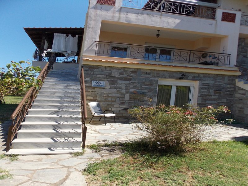 3 Bedroom Maisonette in Nea Potidea RE0137 266389