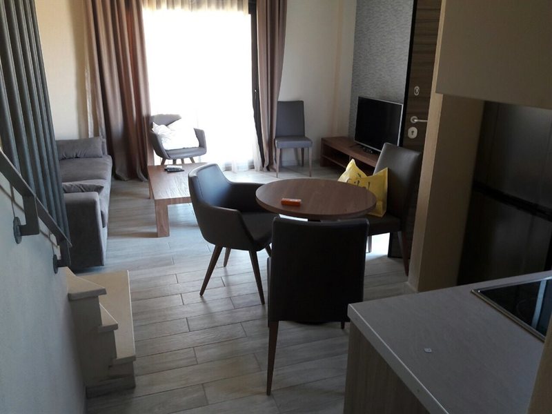 3 Bedroom Maisonette in Nikiti RE0168 266461