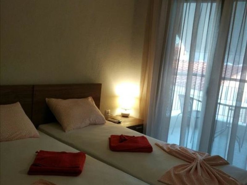 3 Bedroom Maisonette in Nikiti RE0168 266484