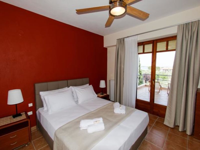 3 Bedroom Maisonette in Vourvourou RE0508  266726