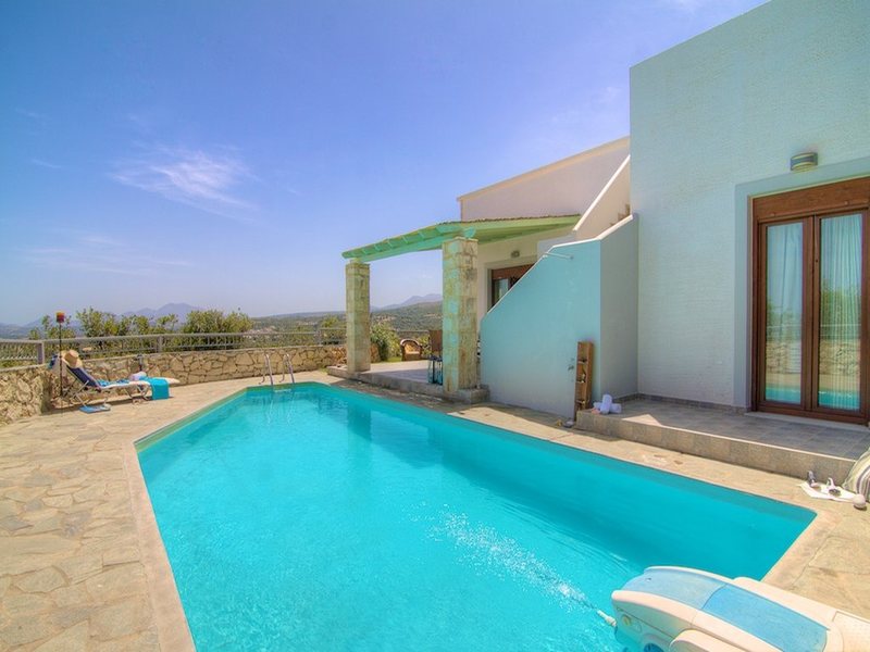 3 Bedroom Villa in Adele RE0256 266783