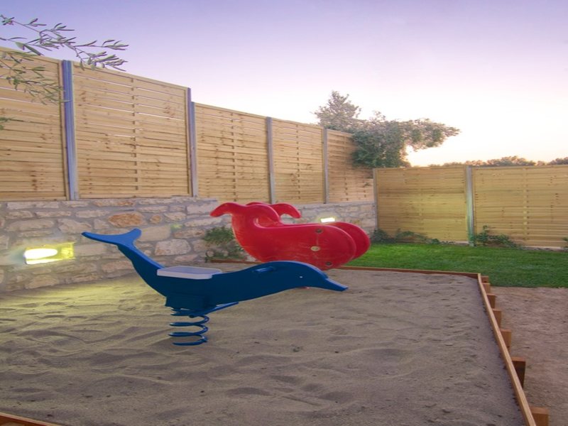 3 Bedroom Villa in Adele RE0464 266789