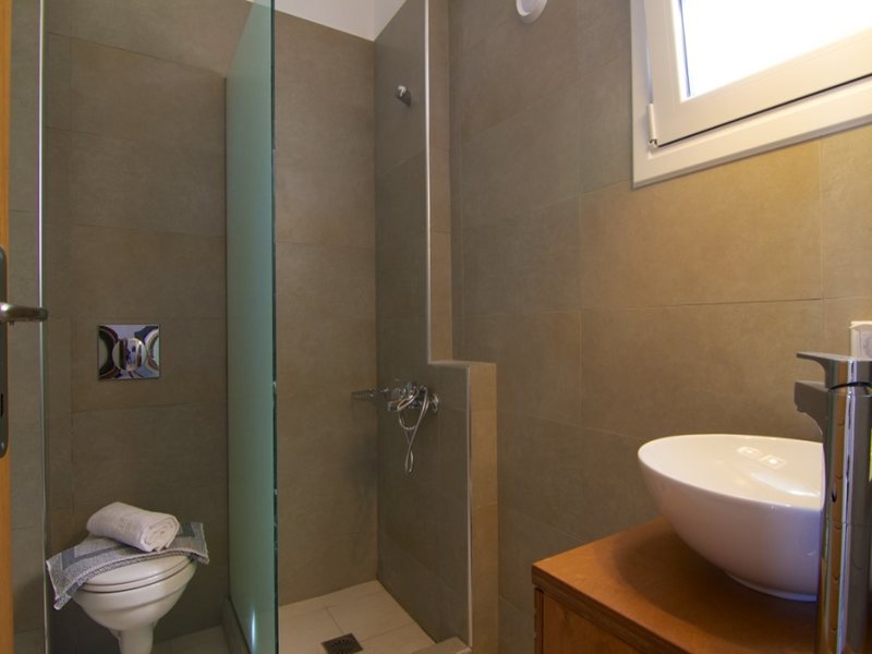 3 Bedroom Villa in Adele RE0464 266803