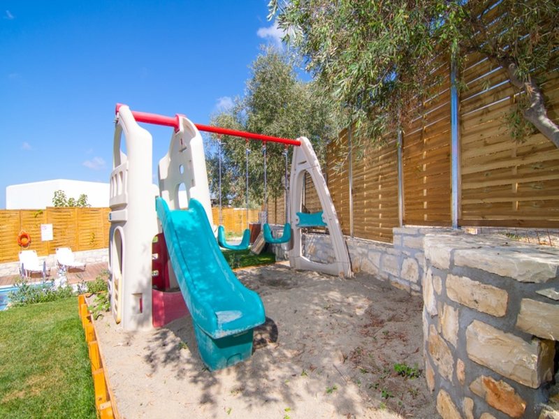 3 Bedroom Villa in Adele RE0465 266815