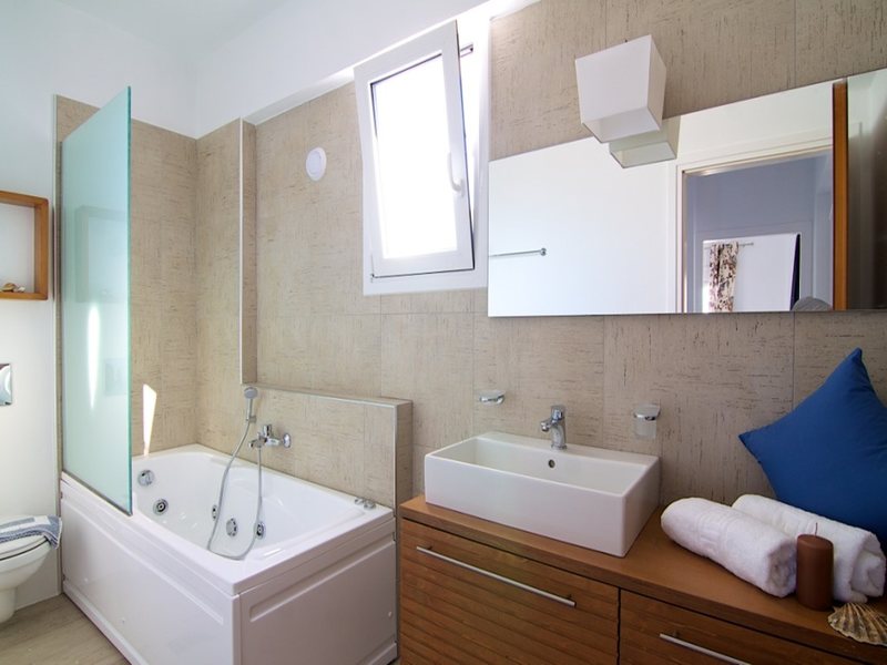 3 Bedroom Villa in Adele RE0465 266825