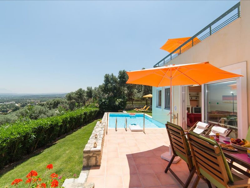 3 Bedroom Villa in Adele RE0770 266834