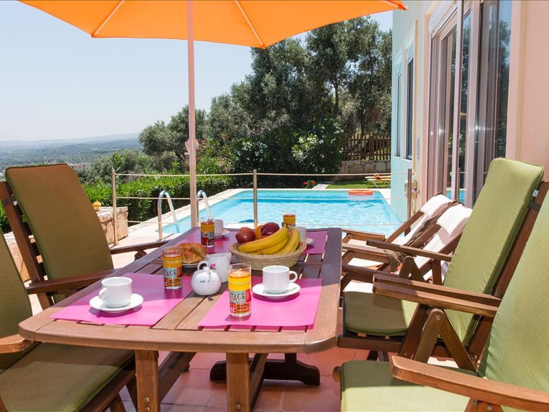 3 Bedroom Villa in Adele RE0770 266836