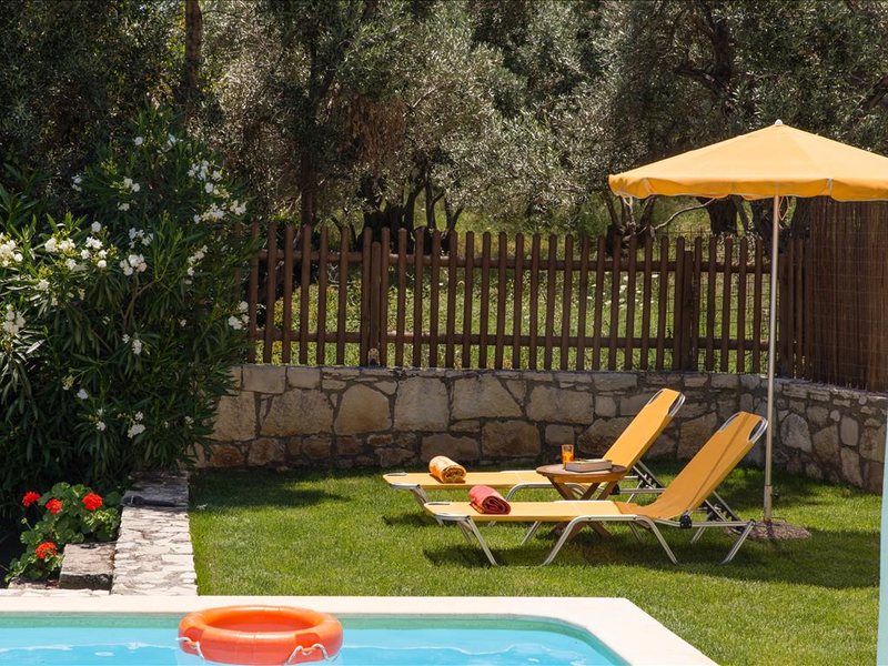 3 Bedroom Villa in Adele RE0770 266839