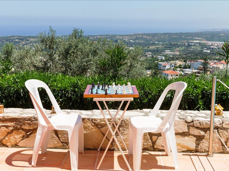 3 Bedroom Villa in Adele RE0770 266840