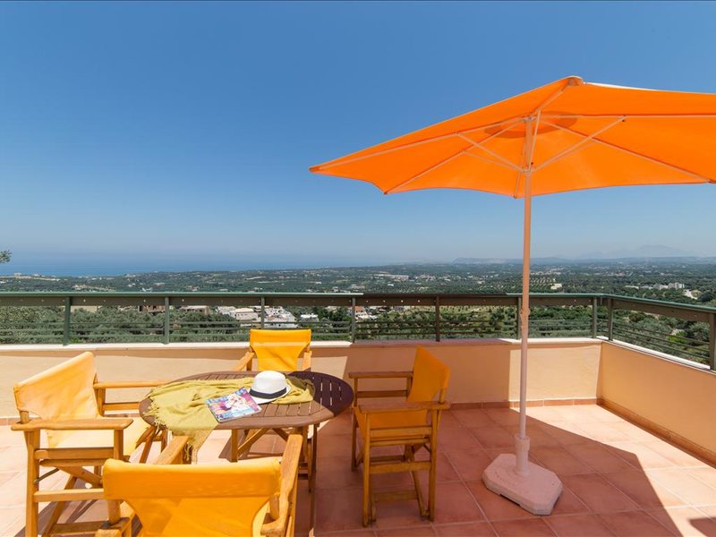 3 Bedroom Villa in Adele RE0770 266848