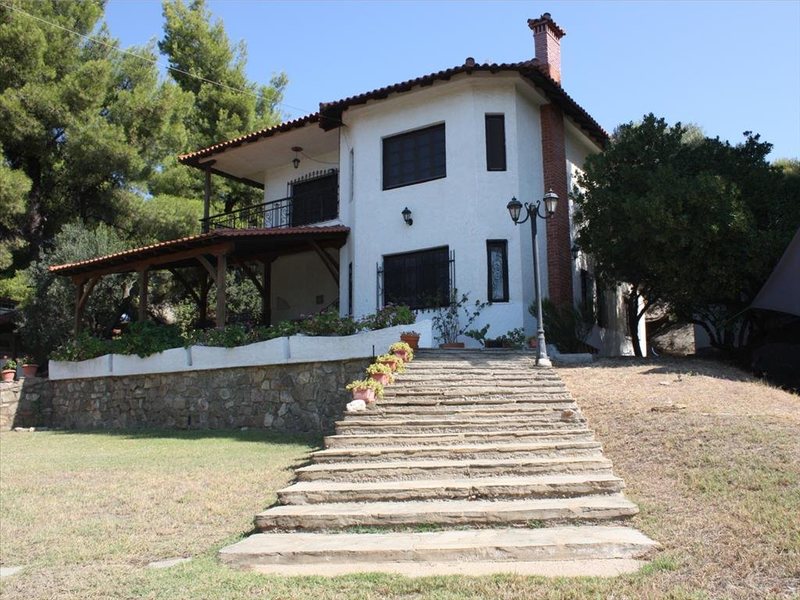 3 Bedroom Villa in Akti Elias RE0799 266886