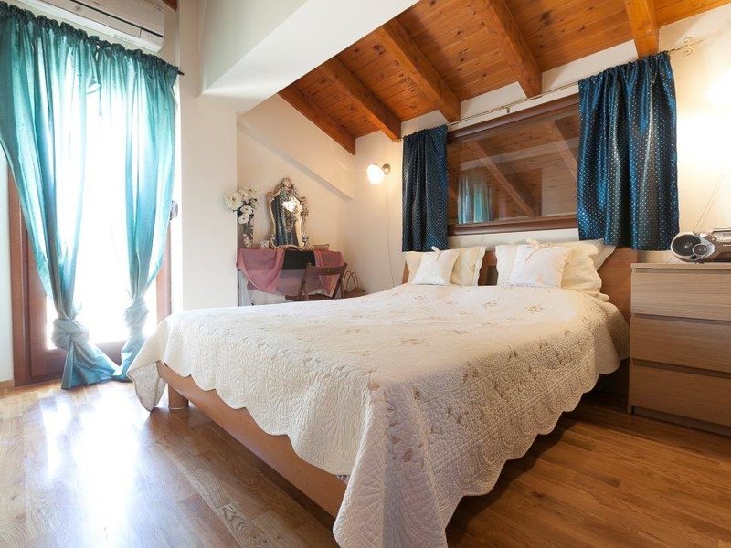 3 Bedroom Villa in Akti Sani RE0542 266930