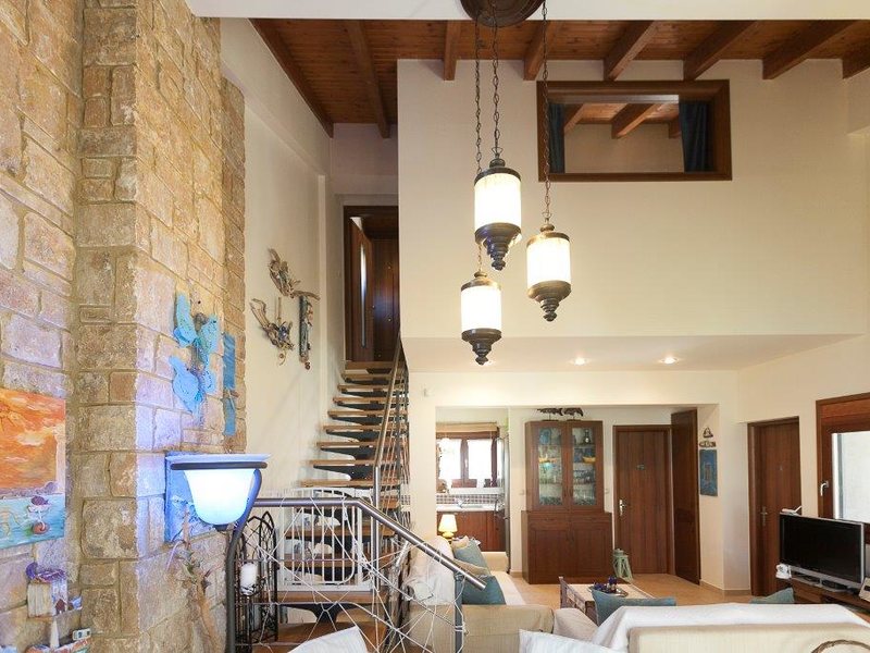 3 Bedroom Villa in Akti Sani RE0542 266956