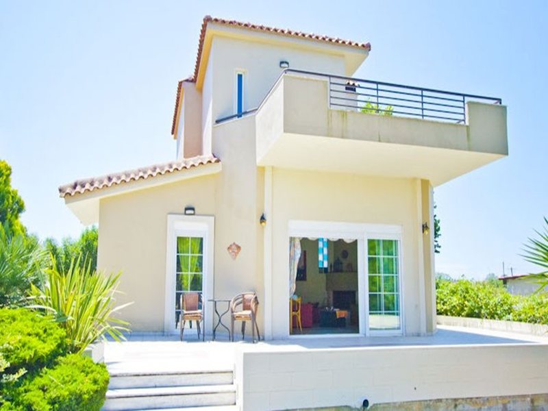 3 Bedroom Villa in Fourka RE0597 267026