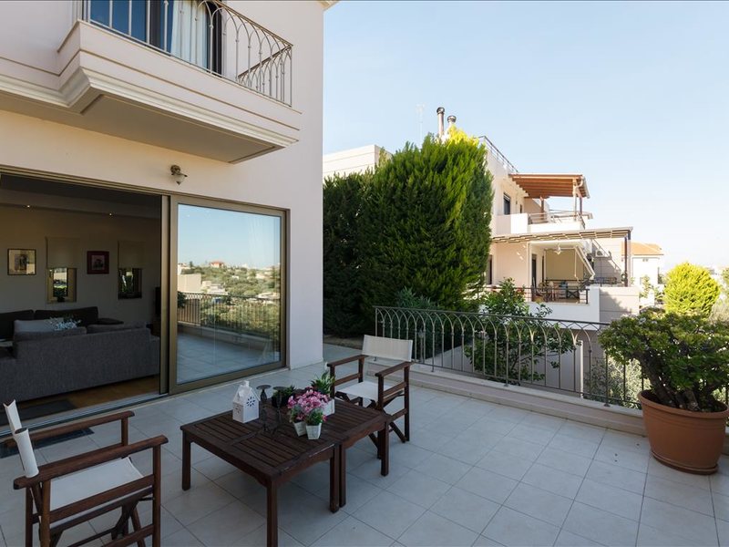 3 Bedroom Villa in Heraklion RE0050 267236