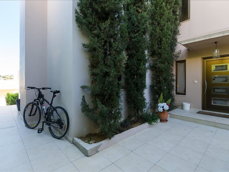 3 Bedroom Villa in Heraklion RE0050 267237