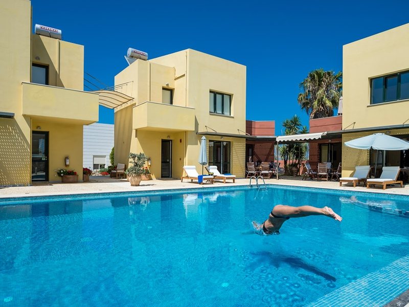 3 Bedroom Villa in Maleme RE0363 267047