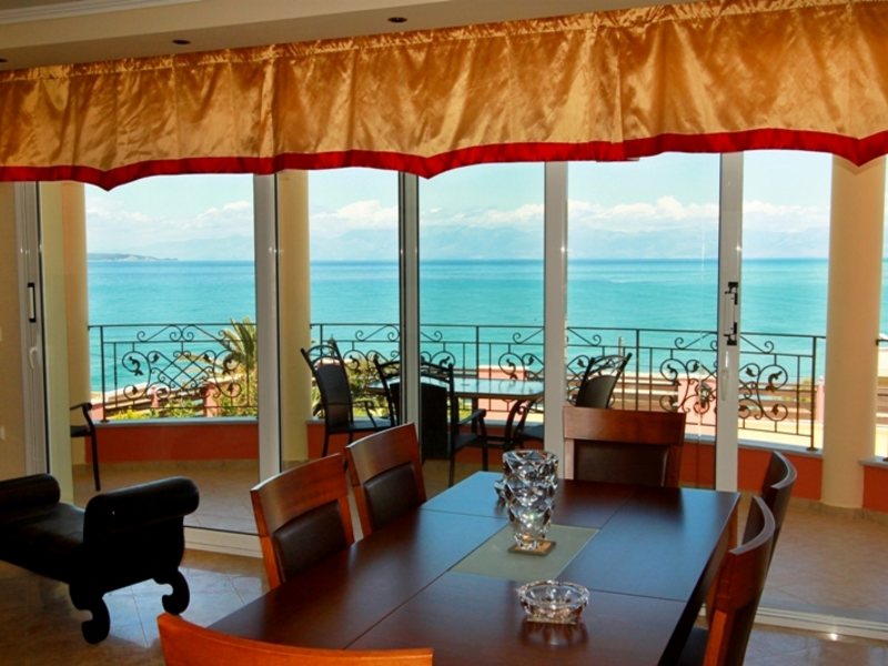 3 Bedroom Villa in Sidari RE0438 267158