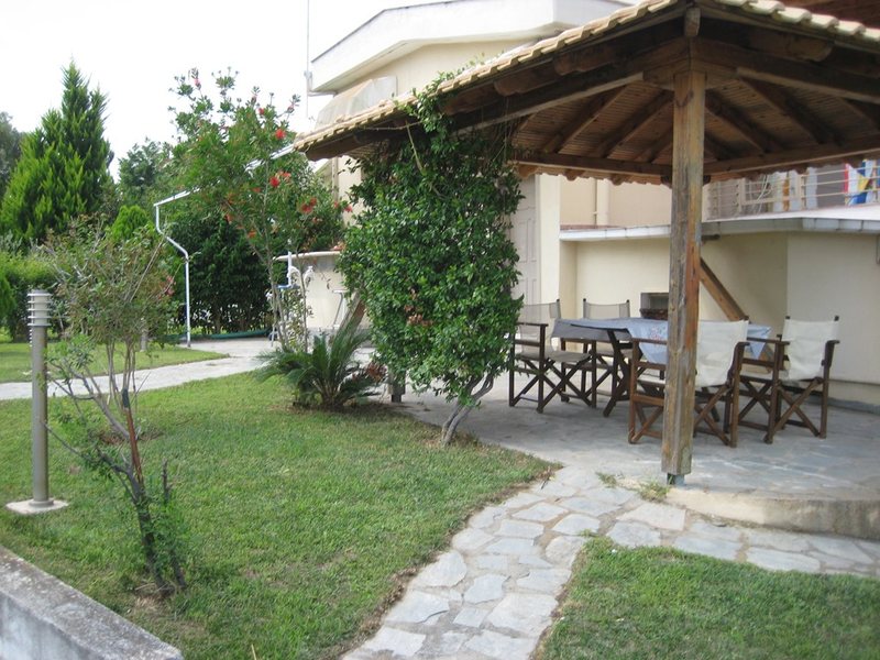 4 Bedroom Detached House in Fourka RE0657 267275